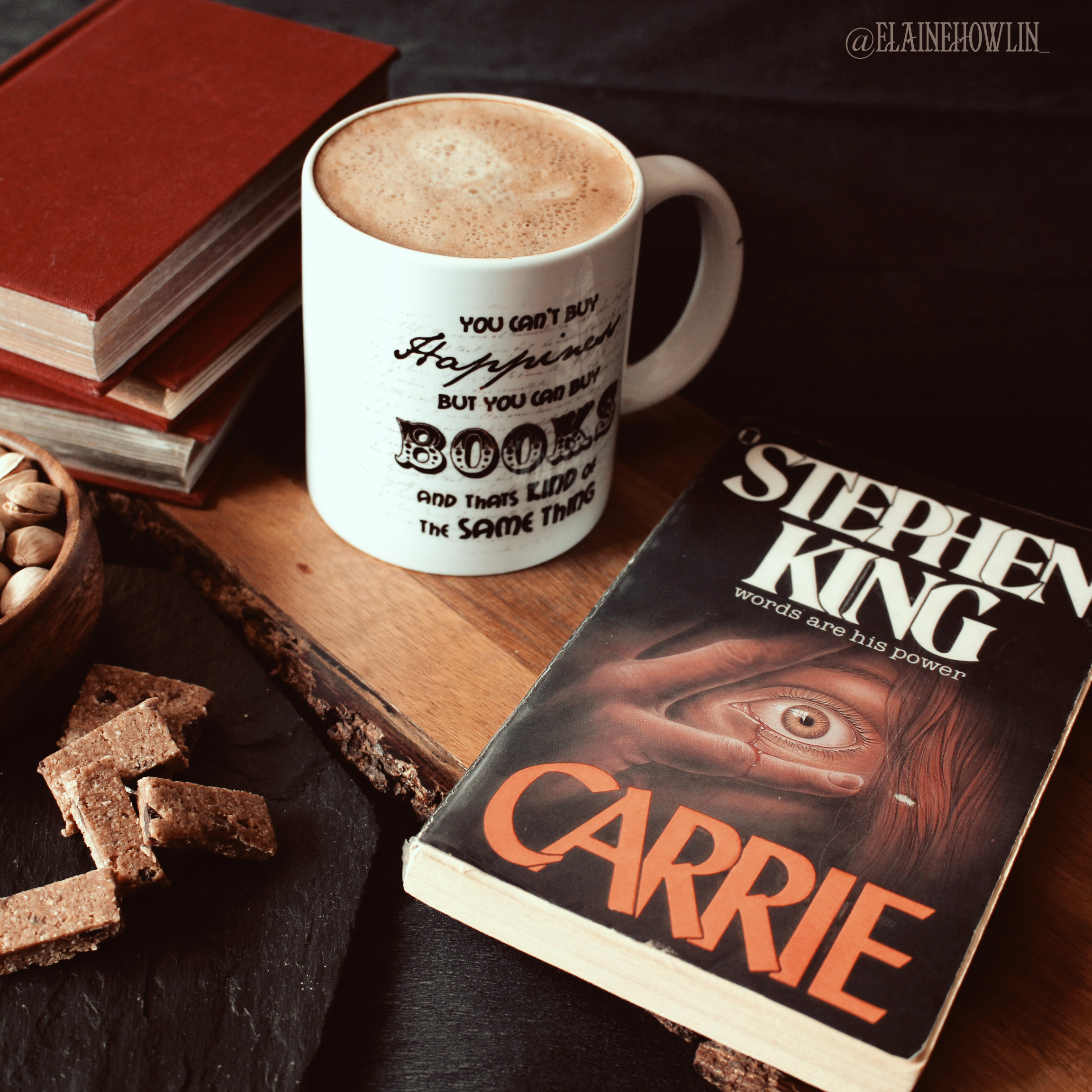 Carrie by Stephen King Elaine Howlin Book Blog